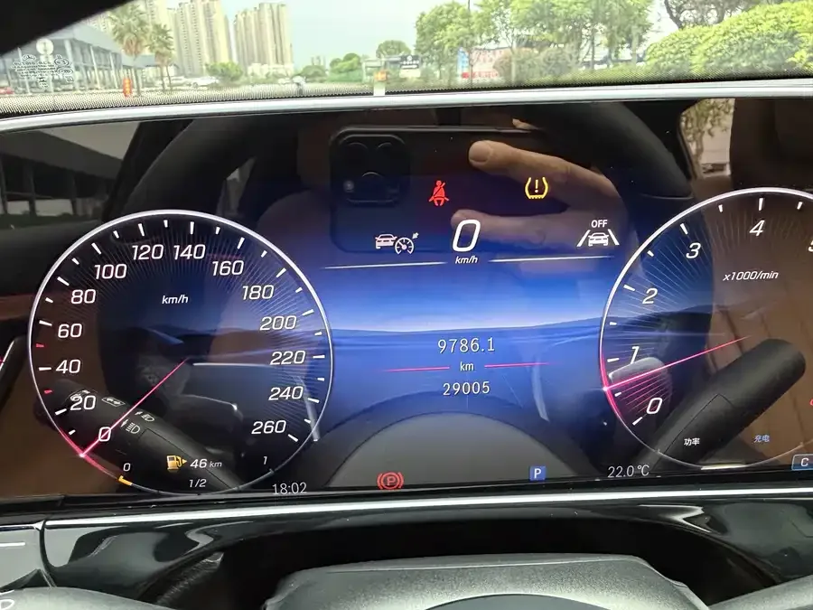 Mercedes-Benz E-Class Mercedes-Benz E-Class 2024 facelift E 260 L 2024 — миниатюра 4