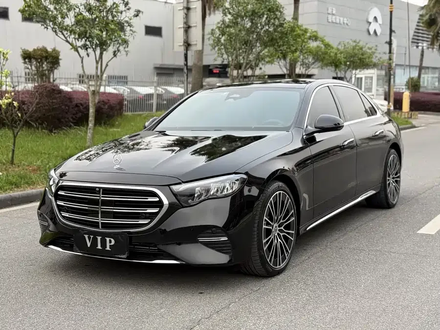 Mercedes-Benz E-Class 2024