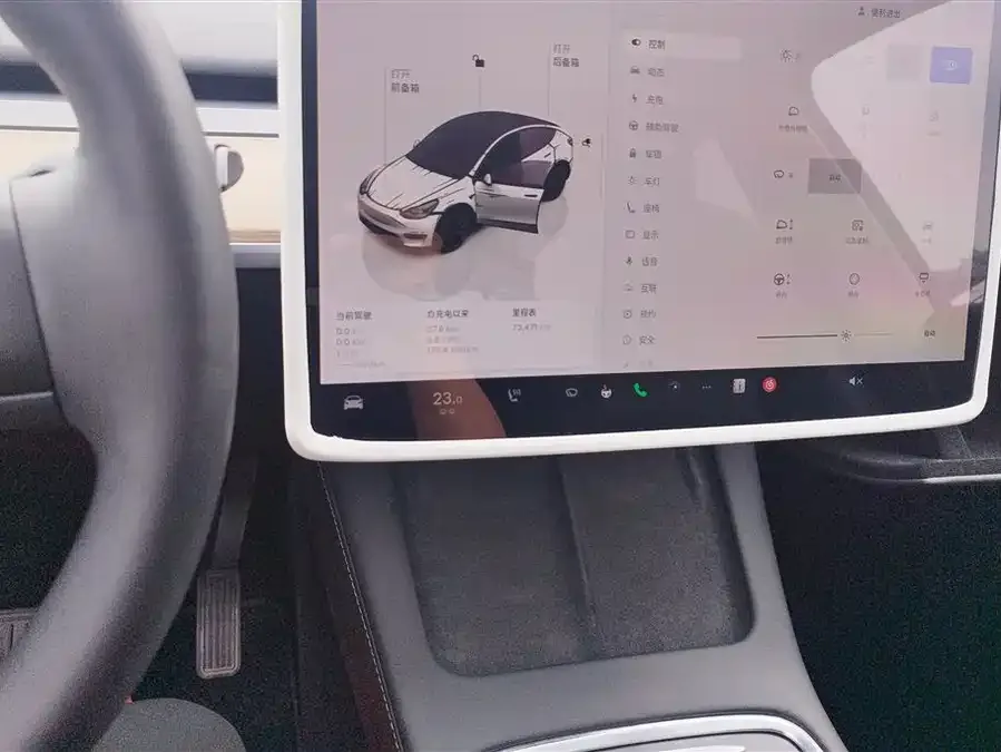 Tesla Model Y Model Y 2022 rear-wheel drive version 2022 — миниатюра 4