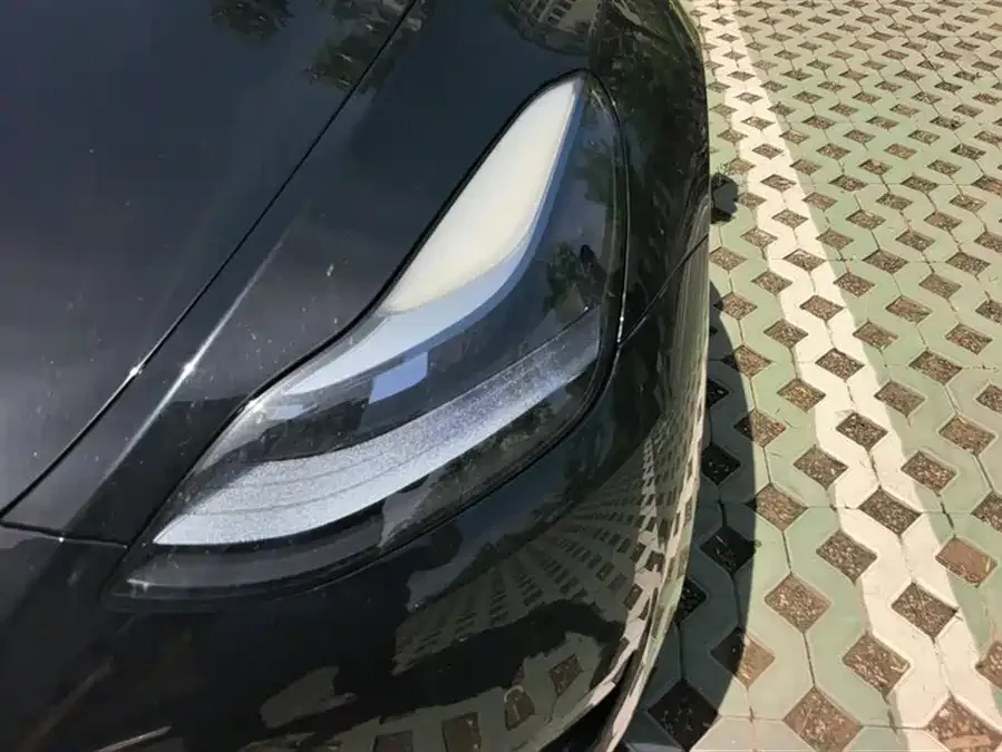 Tesla Model Y Model Y 2022 facelift rear-wheel drive version 2023 — миниатюра 5