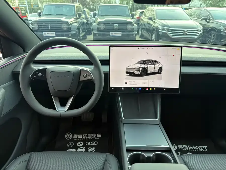 Tesla Model Y Model Y 2026 Rear-Wheel Drive 2026 — миниатюра 4