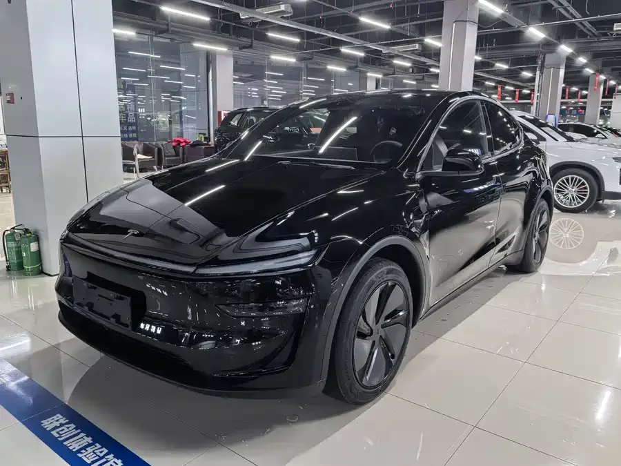 Tesla Model Y 2026