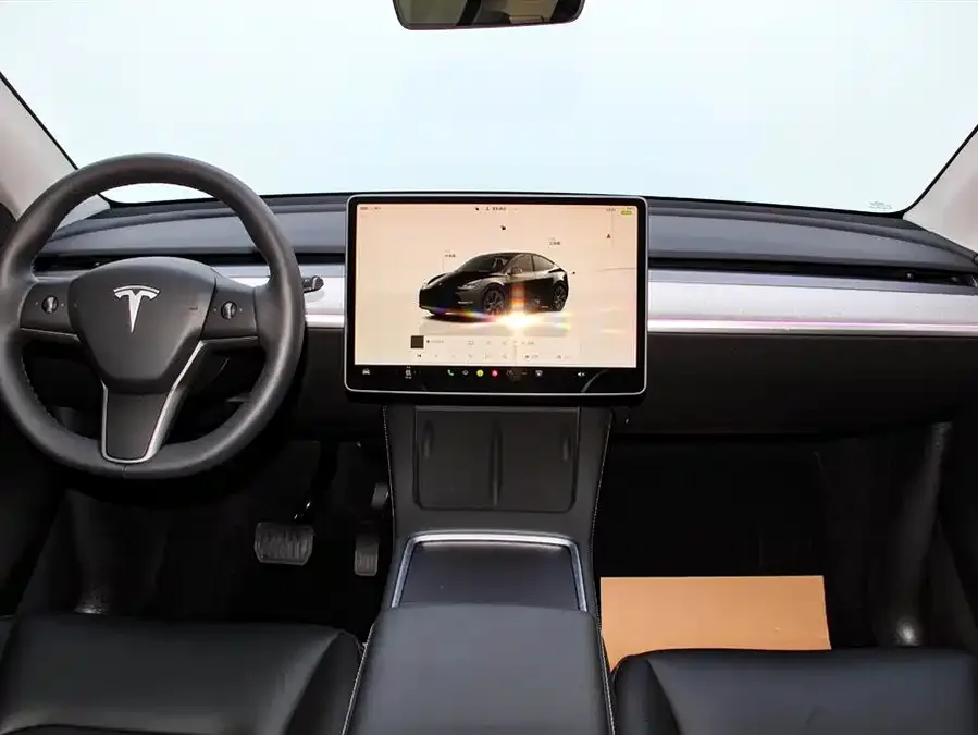 Tesla Model Y Model Y 2023 rear-wheel drive version 2024 — миниатюра 2