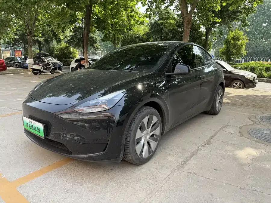 Tesla Model Y Model Y 2022 facelift rear-wheel drive version 2023 — фото 1, купить с доставкой в Москву