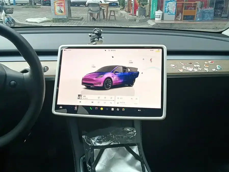 Tesla Model Y Model Y 2022 rear-wheel drive version 2022 — миниатюра 4