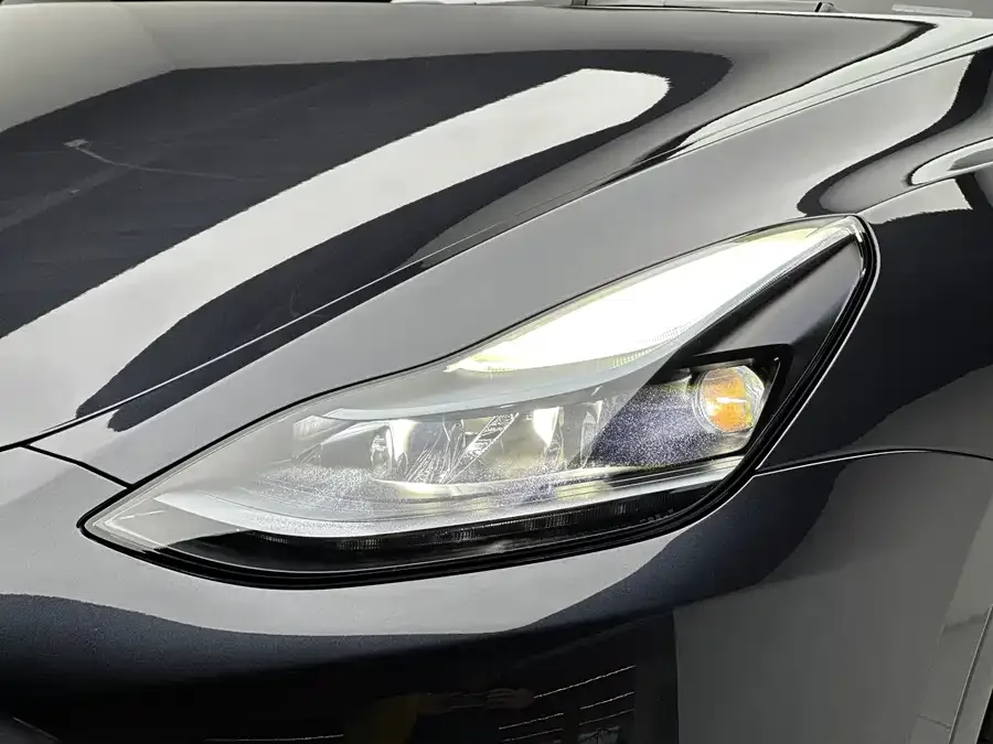 Tesla Model Y Model Y 2024 rear-wheel drive version 2024 — миниатюра 5