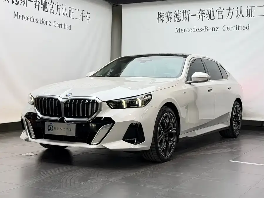 BMW 5 Series 2024