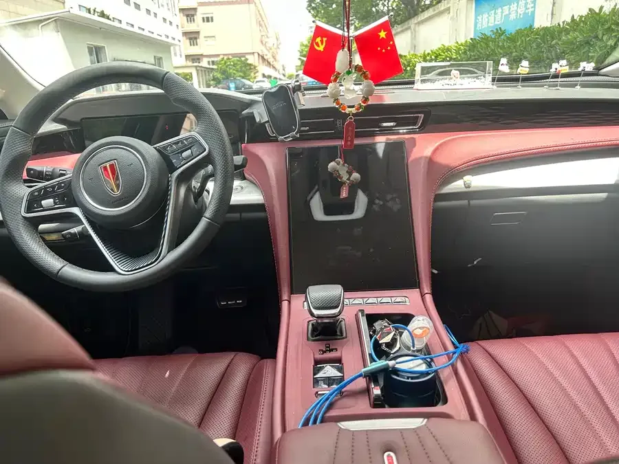 Hongqi H5 Hongqi H5 2025 2.0T Automatic Flagship Edition 2025 — миниатюра 3