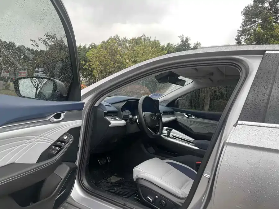 Geely Xingrui Xingrui 2023 2.0TD Premium Edition 2023 — миниатюра 4