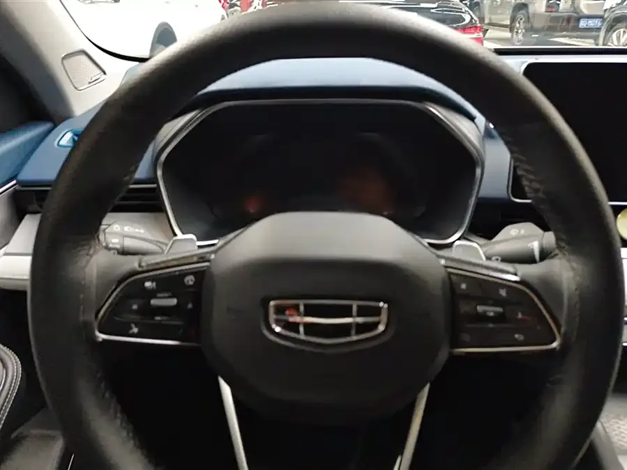 Geely Xingrui Xingrui 2021 2.0TD Premium Edition 2022 — миниатюра 4