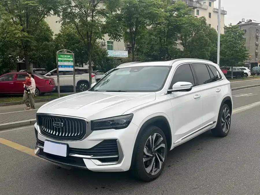 Geely Monjaro Xingyue L 2023 2.0TD High Power Automatic 2WD Flagship Model 2023 — фото 1, купить с доставкой в Москву