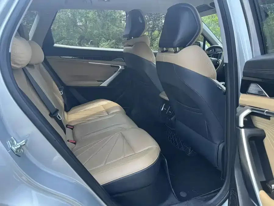 Geely Atlas L Boyue L 2023 2.0TD DCT flagship model 2023 — миниатюра 3