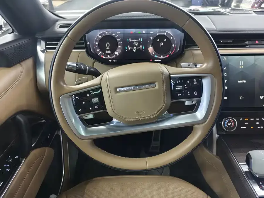 Land Rover Range Rover Range Rover 2023 3.0 L6 400PS Classic Extended Edition 2022 — миниатюра 3