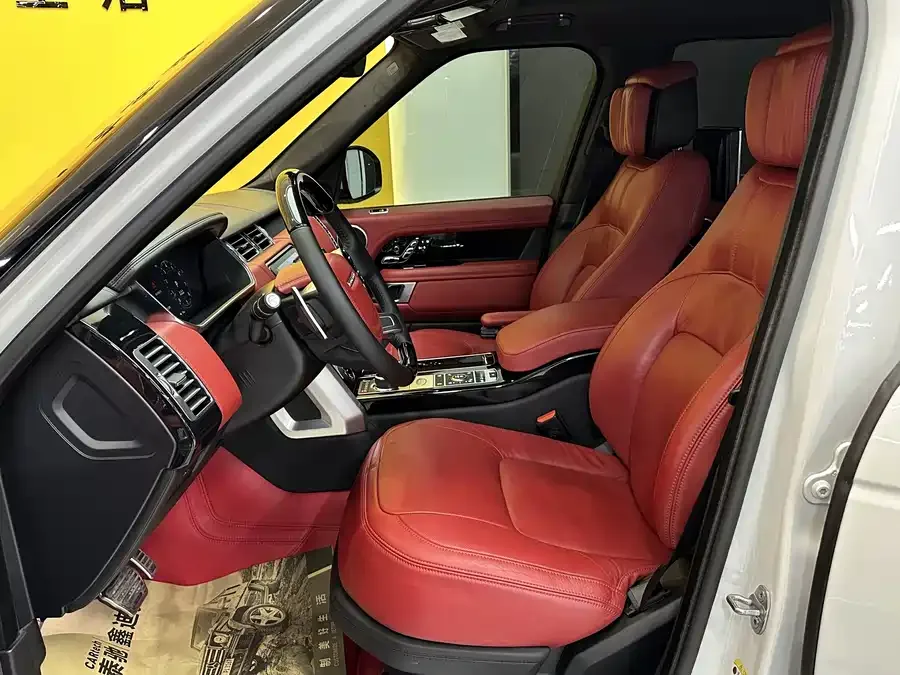 Land Rover Range Rover Range Rover 2022 3.0 L6 400PS Honor Creation Extended Edition 2022 — миниатюра 4