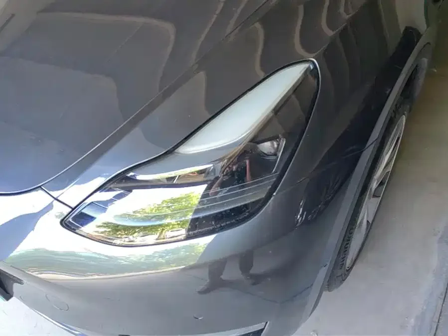 Tesla Model Y Model Y 2022 Long Range All-Wheel Drive Version 2022 — миниатюра 5