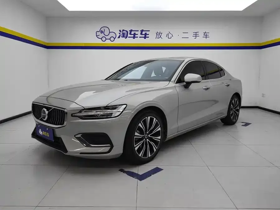 Volvo S60 2024
