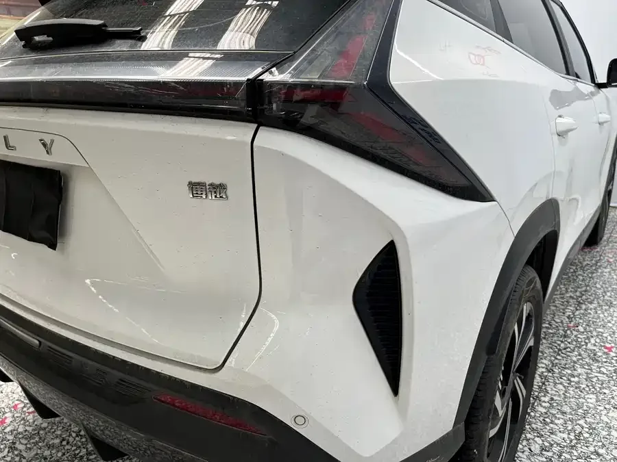 Geely Atlas Boyue 2023 Boyue COOL 1.5TD Smart Link + 2023 — миниатюра 5