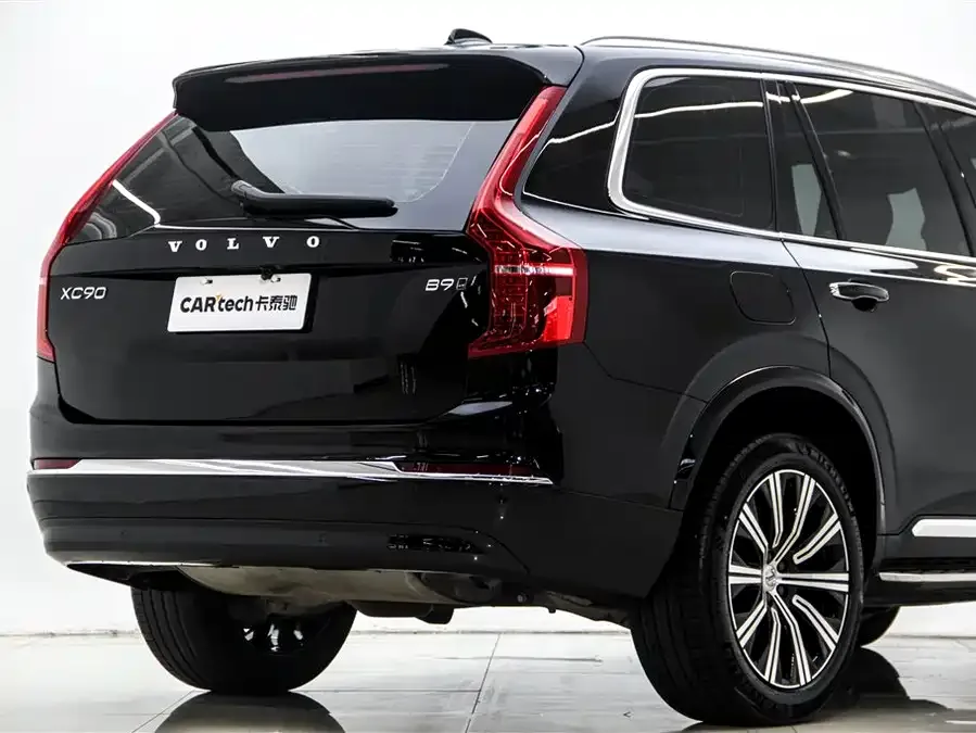 Volvo XC90 2023 B6 Zhiyi Luxury Edition 7 Seaters 2023 — миниатюра 3