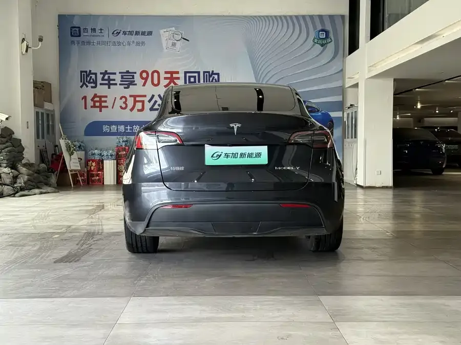 Tesla Model Y Model Y 2024 rear-wheel drive version 2024 — миниатюра 2