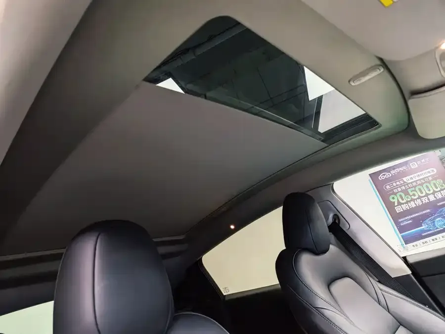 Tesla Model Y Model Y 2024 long-range all-wheel drive version 2024 — миниатюра 5