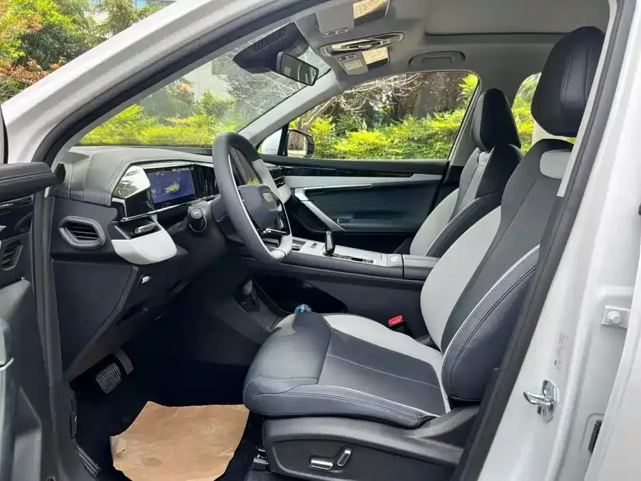 Geely Atlas L Boyue L 2024 1.5TD DCT Longteng Edition 2026 — миниатюра 5