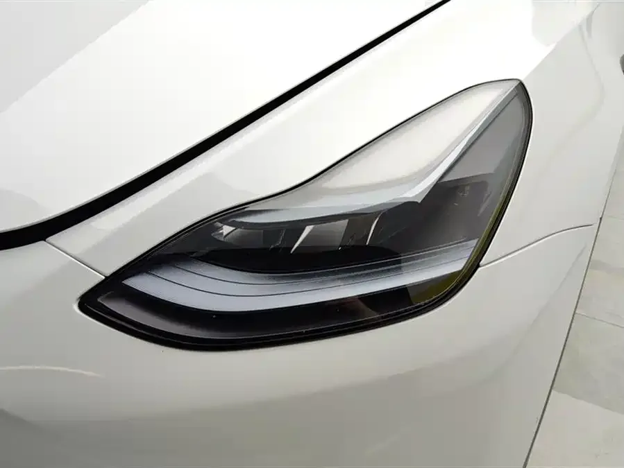 Tesla Model Y Model Y 2022 facelift long-range all-wheel drive version 2023 — миниатюра 2