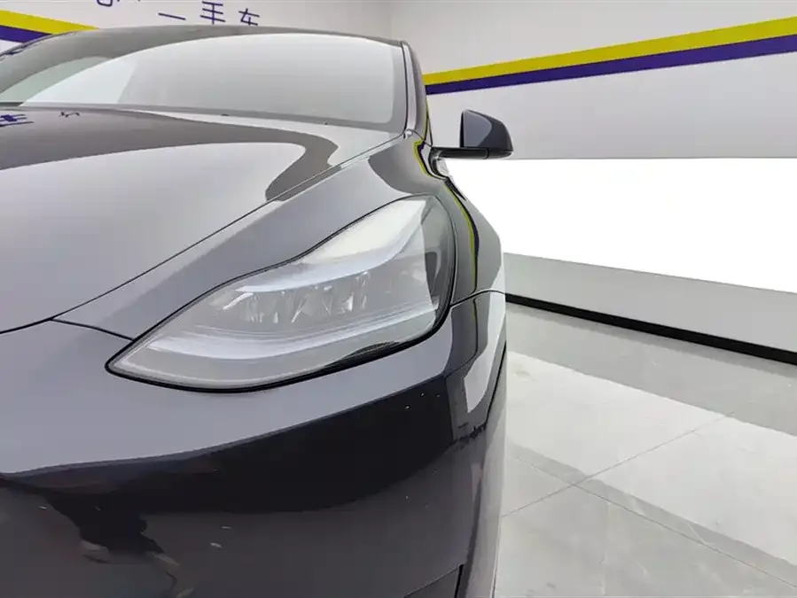 Tesla Model Y Model Y 2024 rear-wheel drive version 2024 — миниатюра 5
