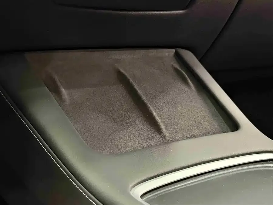 Tesla Model Y Model Y 2024 rear-wheel drive version 2024 — миниатюра 5