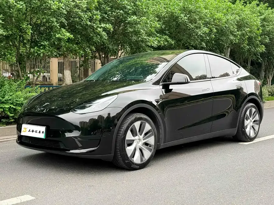 Tesla Model Y Model Y 2022 facelift rear-wheel drive version 2023 — фото 1, купить с доставкой в Москву