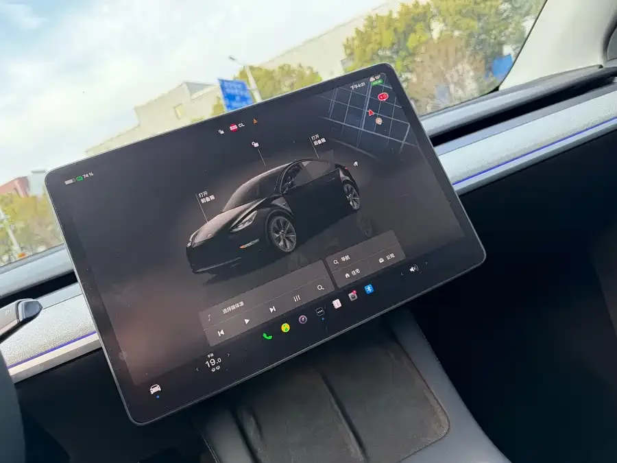 Tesla Model Y Model Y 2024 rear-wheel drive version 2024 — миниатюра 4