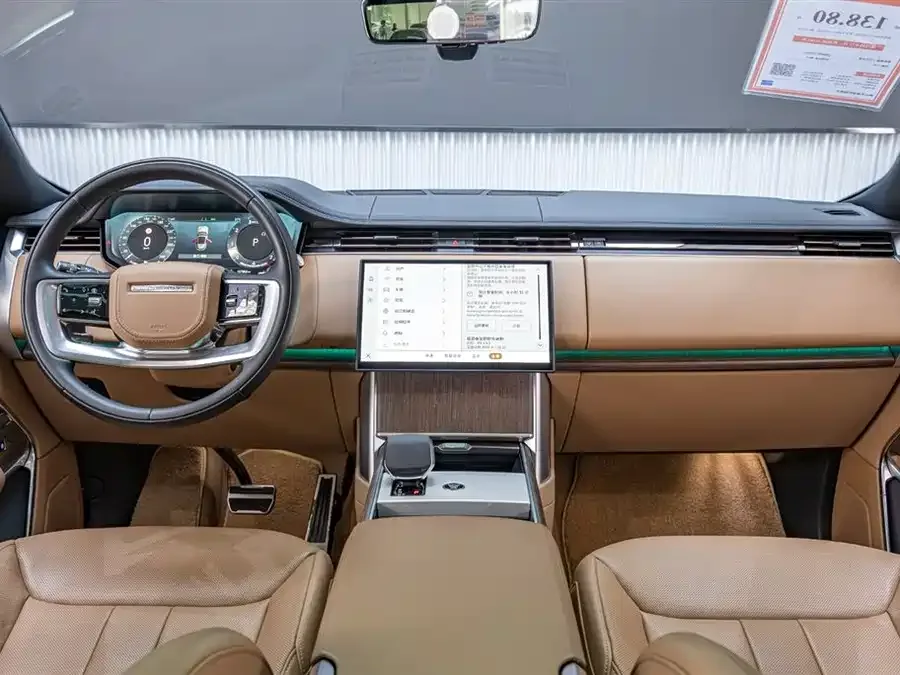 Land Rover Range Rover Range Rover 2025 3.0 L6 400PS Grand Edition 2025 — миниатюра 4