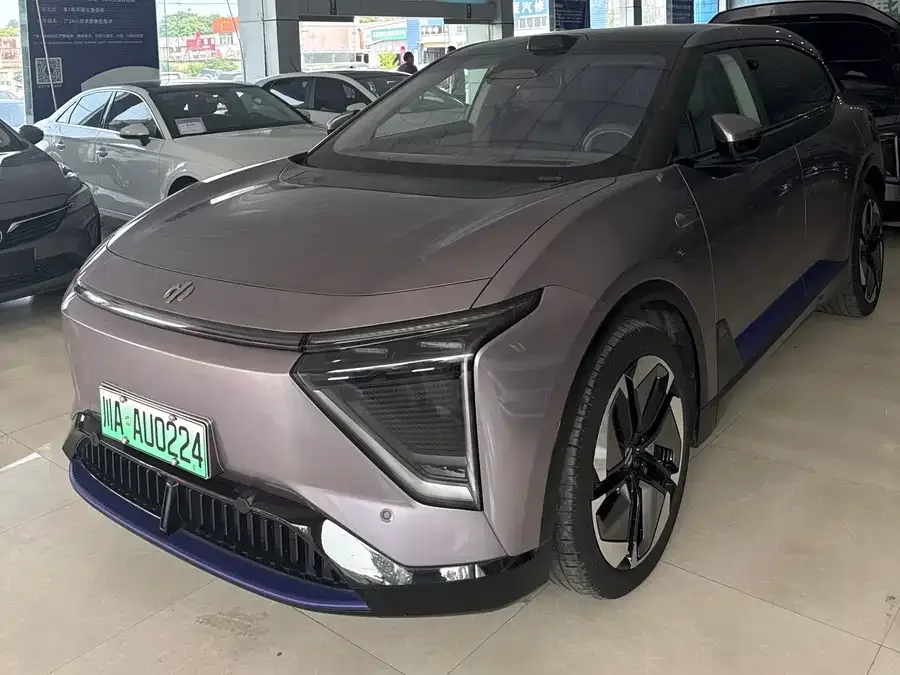 HiPhi Y Gaohe HiPhi Y 2023 560km Elite Edition 2023 — фото 1, купить с доставкой в Москву