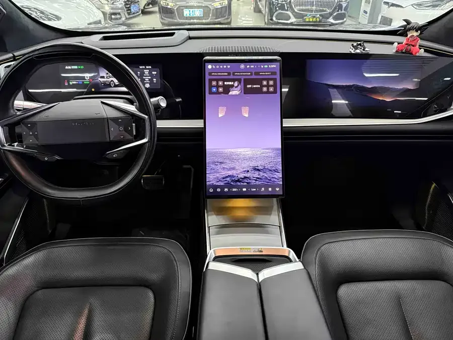 HiPhi Y Gaohe HiPhi Y 2023 560km Elite Edition 2023 — миниатюра 5