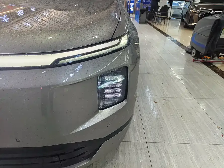 Volkswagen ID.ERA 9X ID.ERA 9X 2026 Ultra AWD 2026 — миниатюра 3