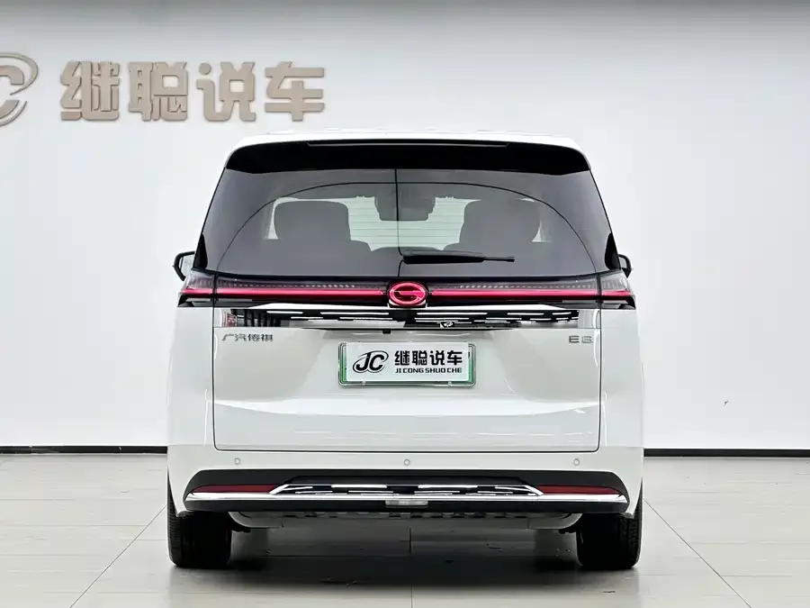 GAC Trumpchi E8 PHEV Trumpchi E8 PHEV 2024 150km/h Dragon Glory Edition 2024 — миниатюра 2