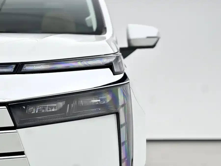 GAC Trumpchi E8 PHEV Trumpchi E8 PHEV 2024 150km/h Dragon Glory Edition 2024 — миниатюра 5