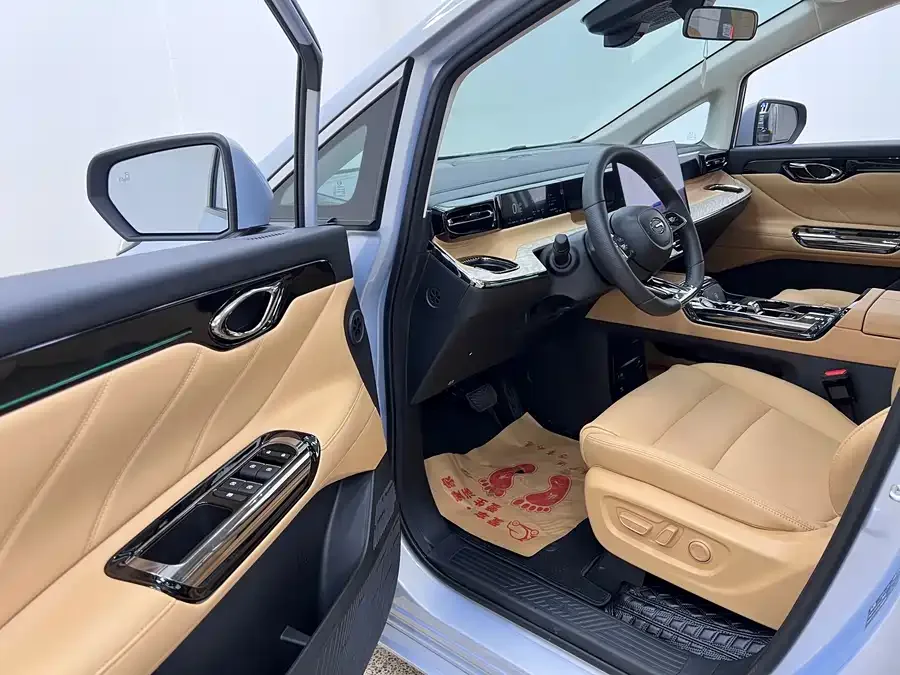 GAC Trumpchi E8 PHEV Trumpchi E8 PHEV 2024 150km MAX+ 2024 — миниатюра 4