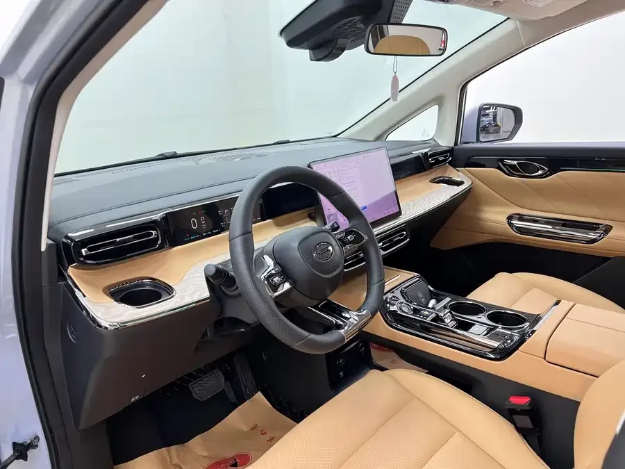 GAC Trumpchi E8 PHEV Trumpchi E8 PHEV 2024 150km MAX+ 2024 — миниатюра 5