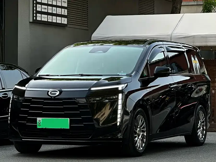 GAC Trumpchi E8 PHEV 2024