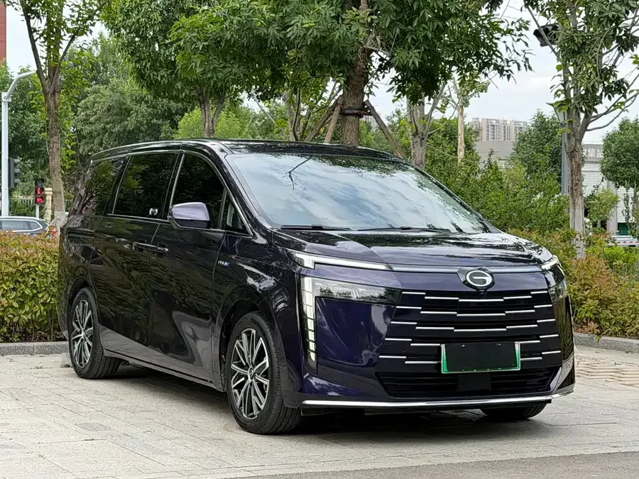 GAC Trumpchi E8 PHEV 2024