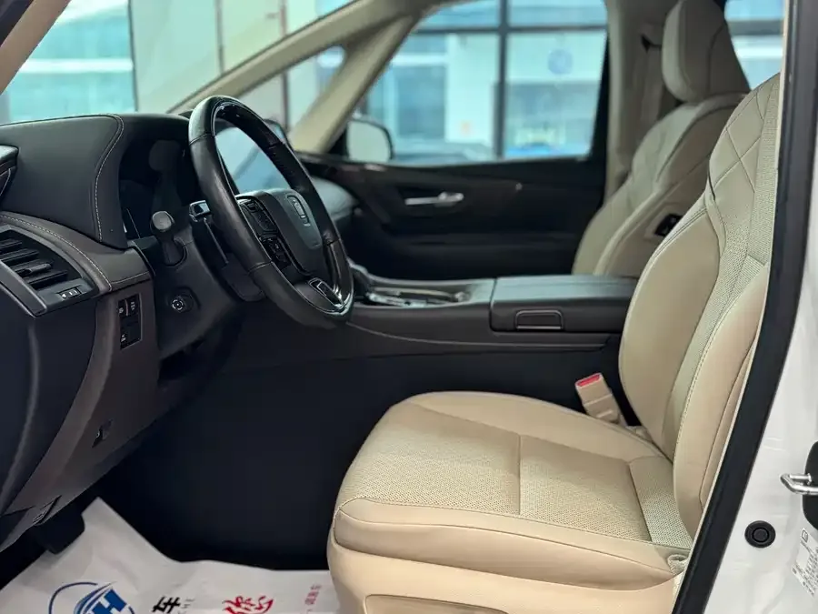 Toyota Crown Vellfire Vellfire 2024 Crown Hybrid 2.5L Supreme Edition 2023 — миниатюра 4