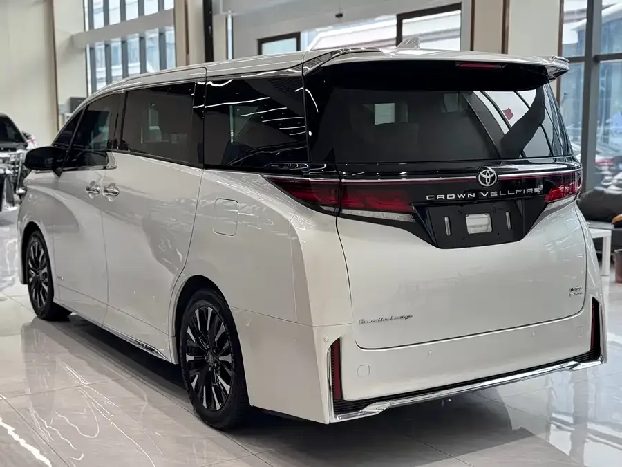 Toyota Crown Vellfire Vellfire 2024 Crown Hybrid 2.5L Supreme Edition 2023 — миниатюра 5