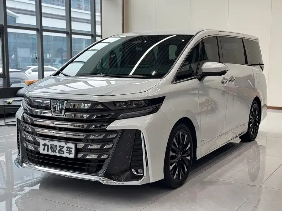 Toyota Crown Vellfire 2023