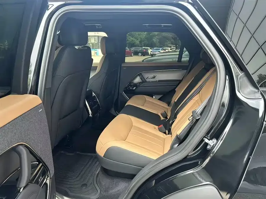 Land Rover Range Rover Sport 2026 Range Rover Sport 400PS Dynamic SE 2026 — миниатюра 4