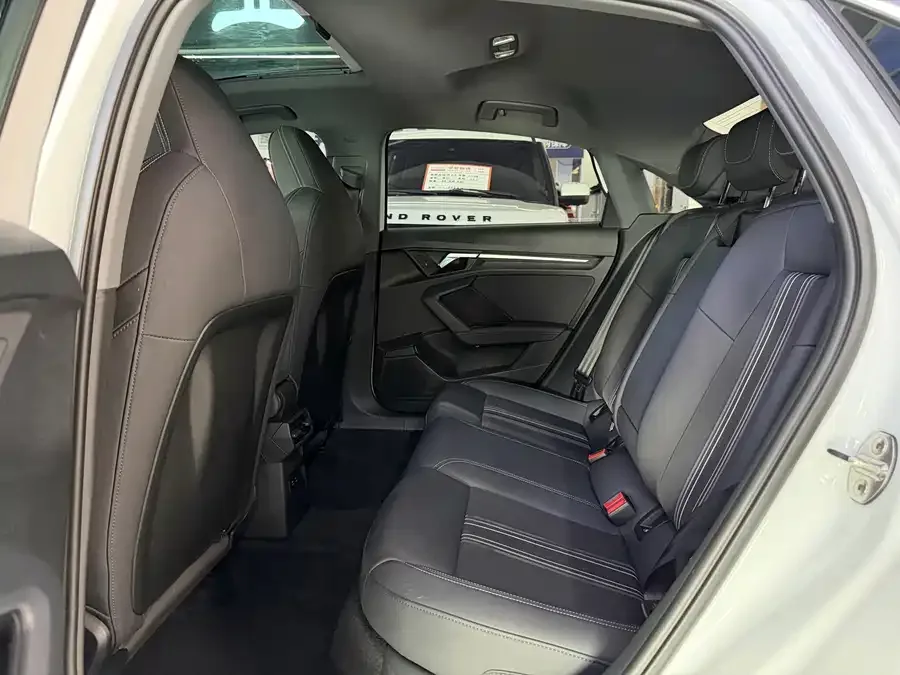 Audi A3 2021 A3L Limousine 35 TFSI Fashion Sports 2022 — миниатюра 3
