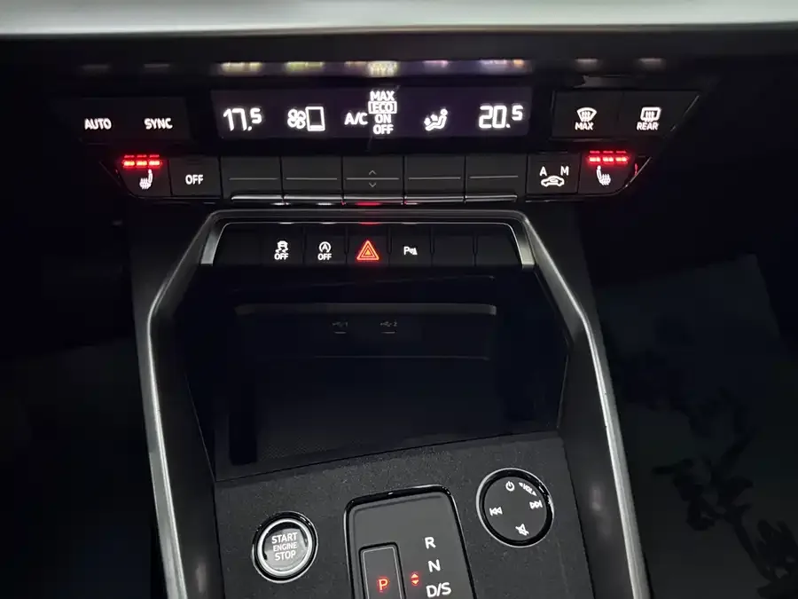Audi A3 2021 A3L Limousine 35 TFSI Fashion Sports 2022 — миниатюра 5