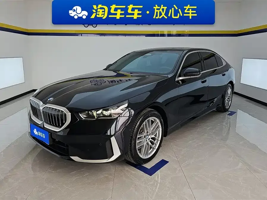 BMW 5 Series 2025