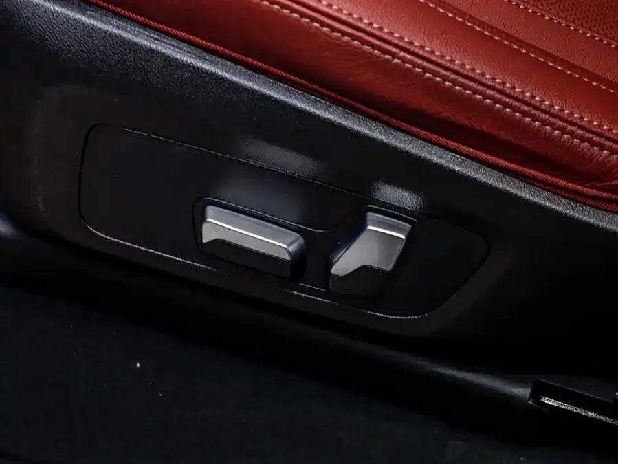 BMW X4 2022 xDrive 30i M Sport Package 2023 — миниатюра 4
