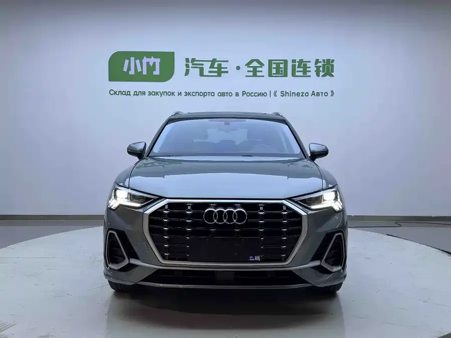 Audi Q3 2022 35 TFSI Fashionable and Dynamic 2022 — миниатюра 2