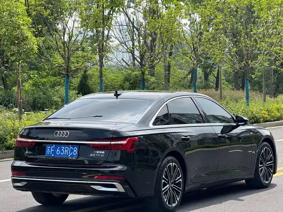 Audi A6L 2023 45 TFSI Premium Dynamic Model 2023 — миниатюра 5